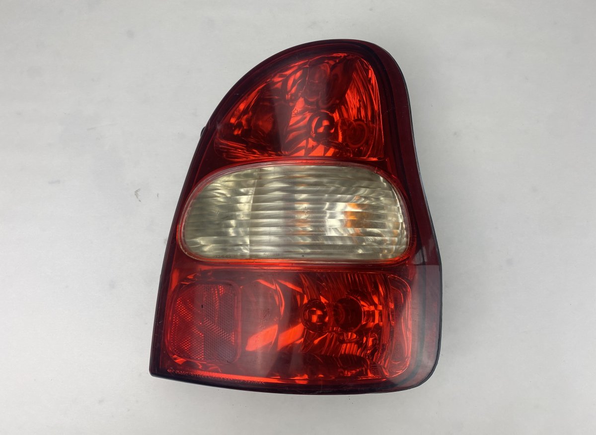 Kia Carnival Tail light, right KIA CARNIVAL II (GQ) (2001-2005) Tail light, ri...