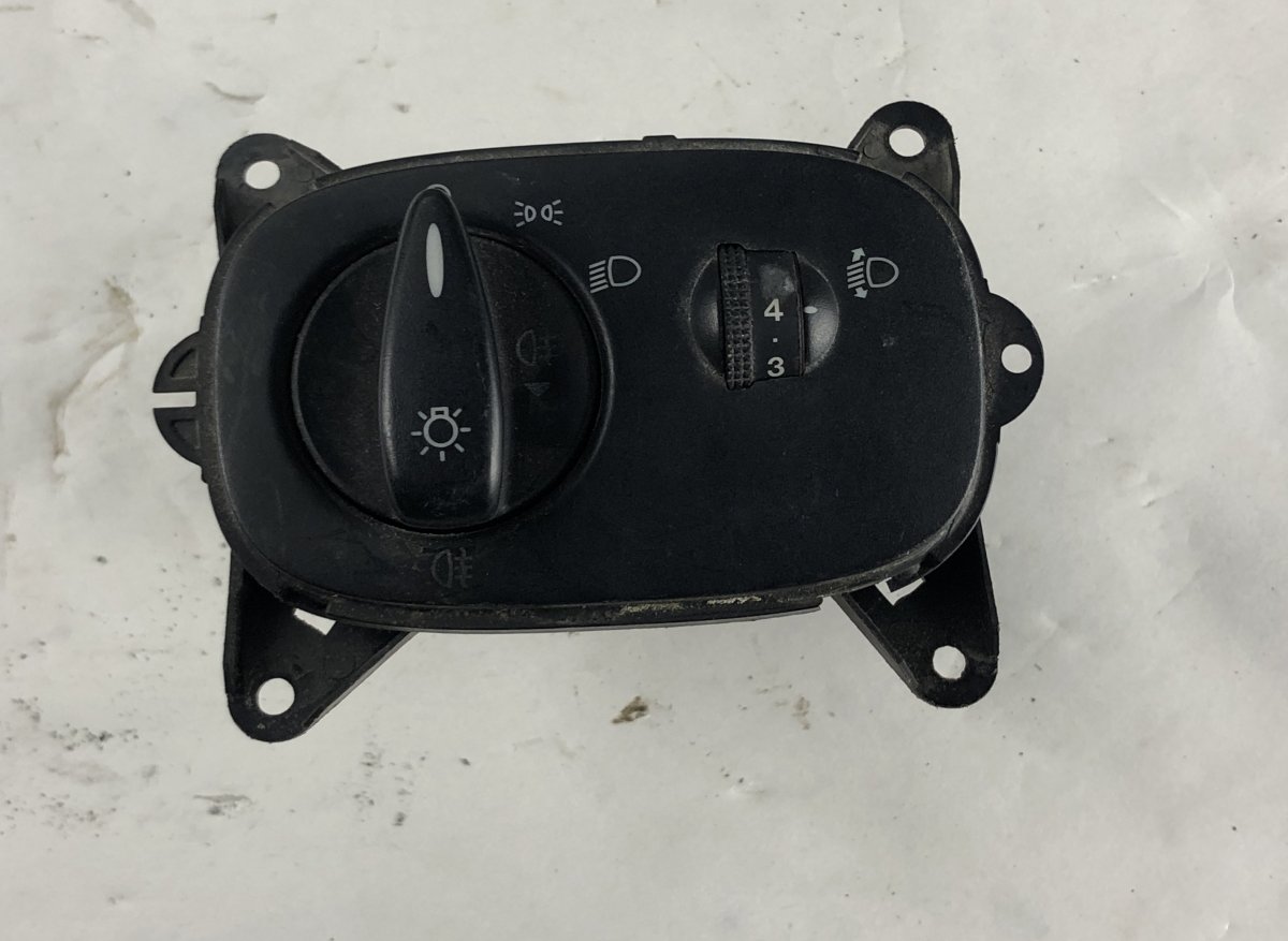 Ford Transit Connect / Tourneo Connect Headlight Switch FORD TRANSIT Box (01.98-) Headlight Switch

Gen...