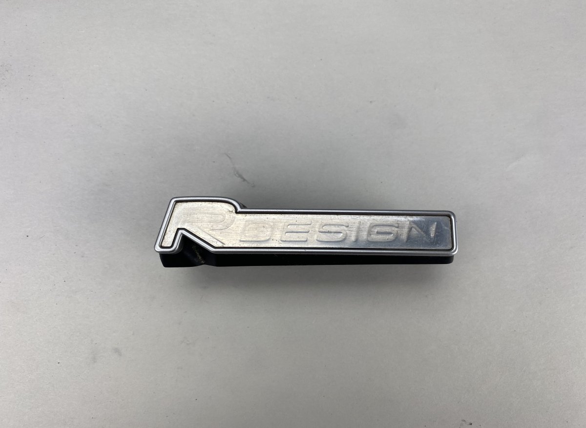 Volvo S60 Badge emblem front VOLVO S60 II / V60 I (2010-2018) Badge emblem f...