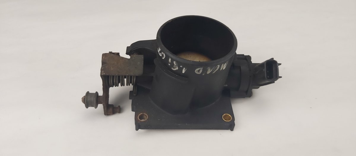 Ford Mondeo Throttle body FORD MONDEO Mk III (2000-2007) Throttle body 1S...