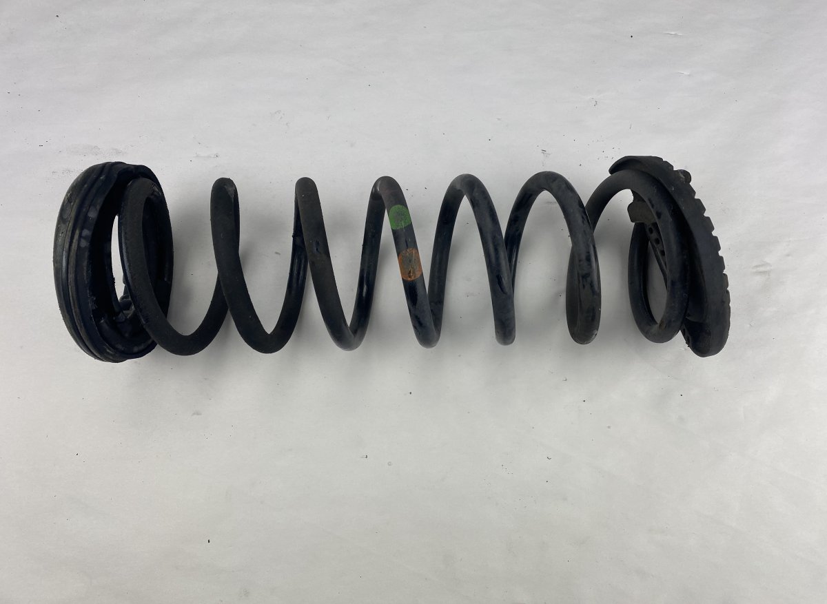 Volvo V40 Spring Rear Left VOLVO V40 (2012-2019) Spring Rear Left

Generat...