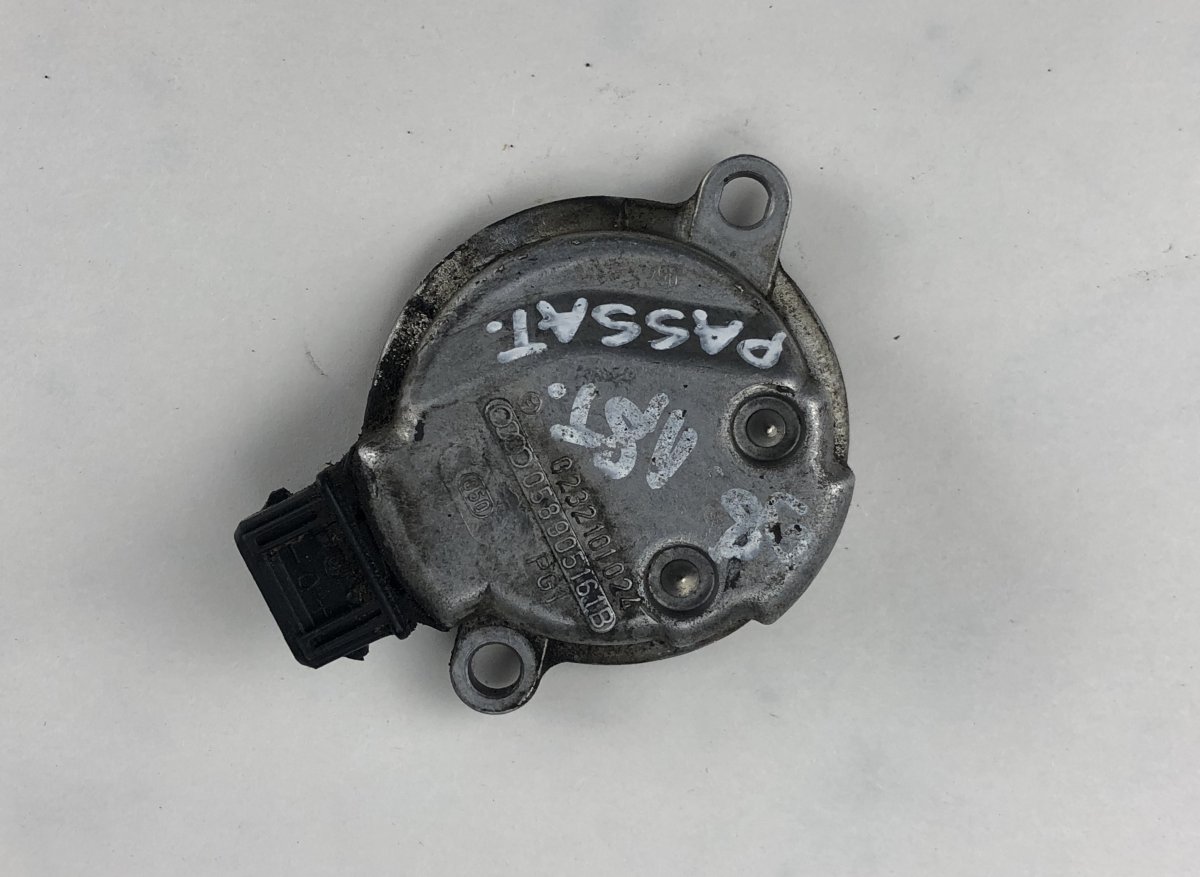 Volkswagen Passat nokka-akselin asentoanturi VW PASSAT B5 (3B2) (1996-2000) Camshaft Positio...