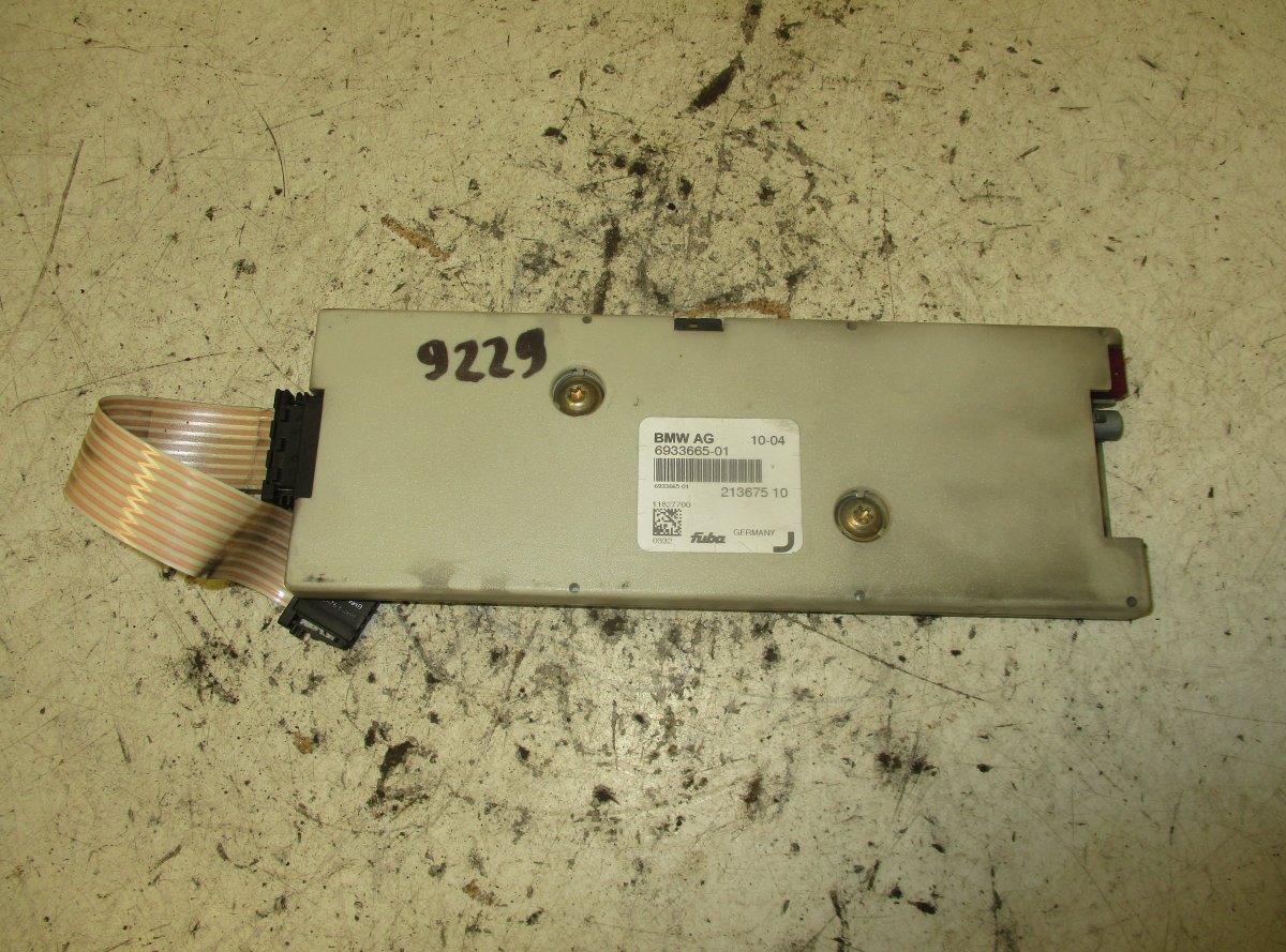 BMW 7 (E65 / E66 / E67 / E68) Aerial amplifier / control unit