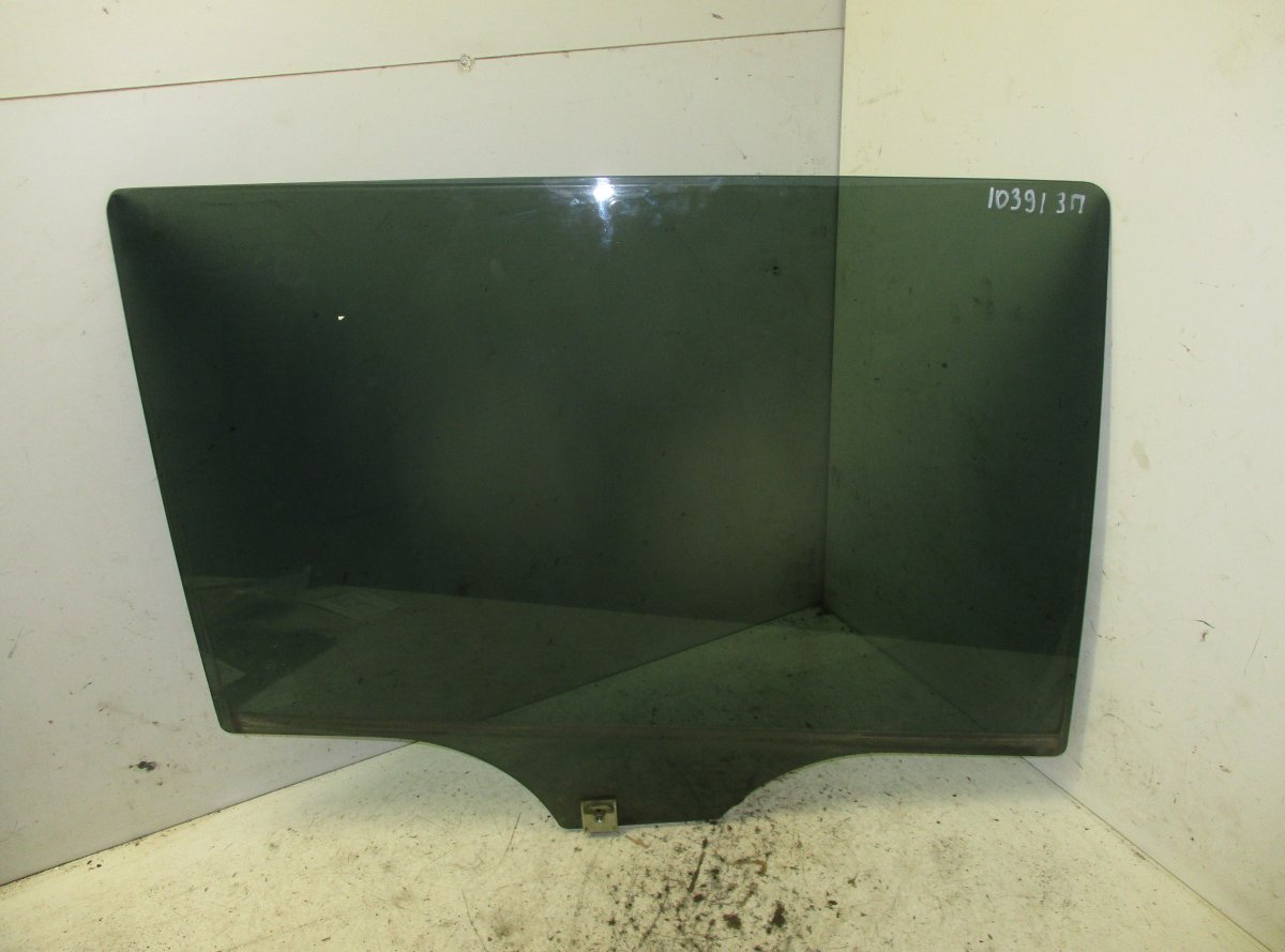 Mazda 5 (CR) Door window glass rear right MAZDA 5 (CR19) (2004-2010) Door window glass re...