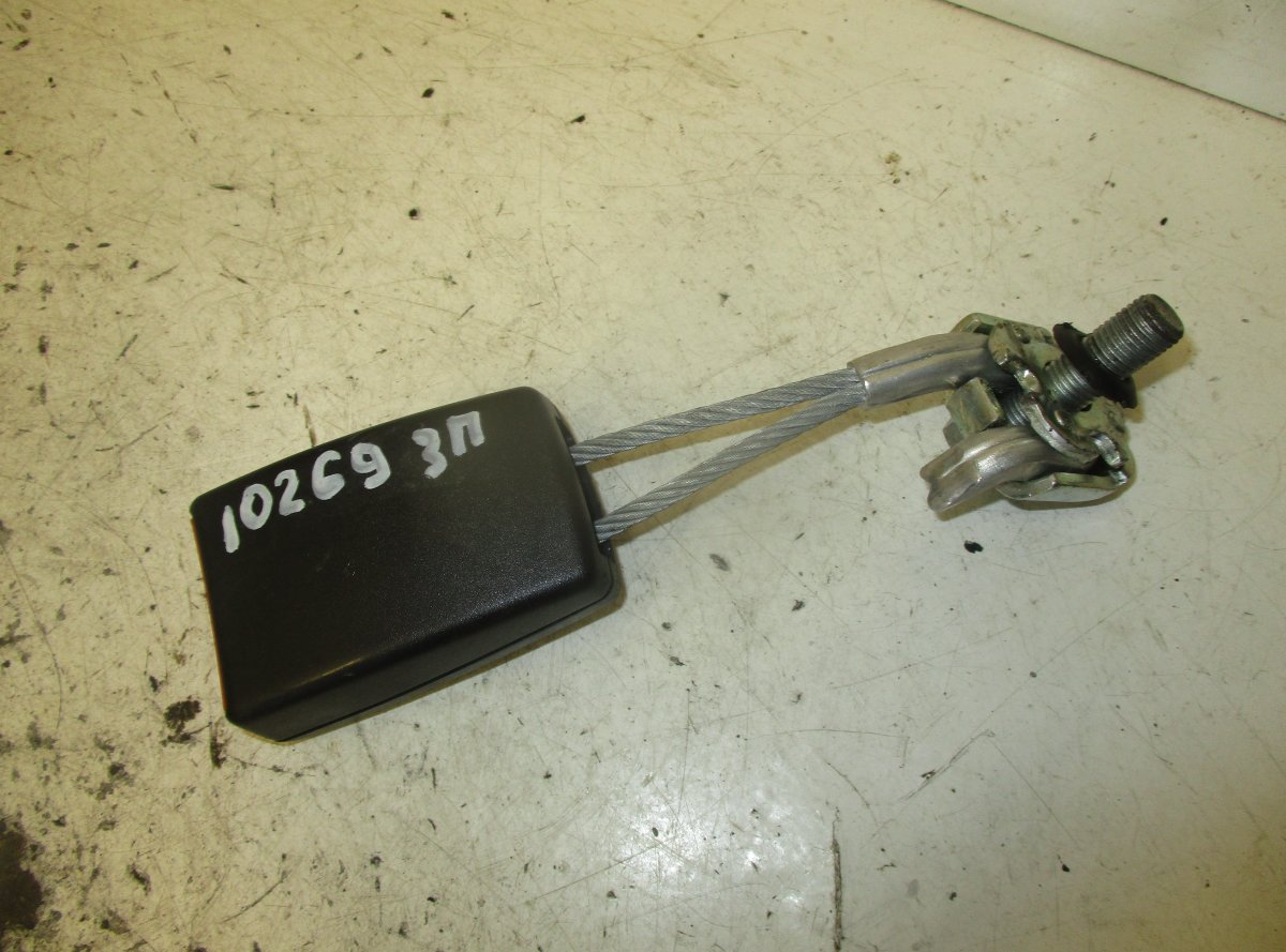 Audi A4 (B7) Seat belt buckle — rear right Seat belt buckle — rear right — AUDI A4 (B7) (2...