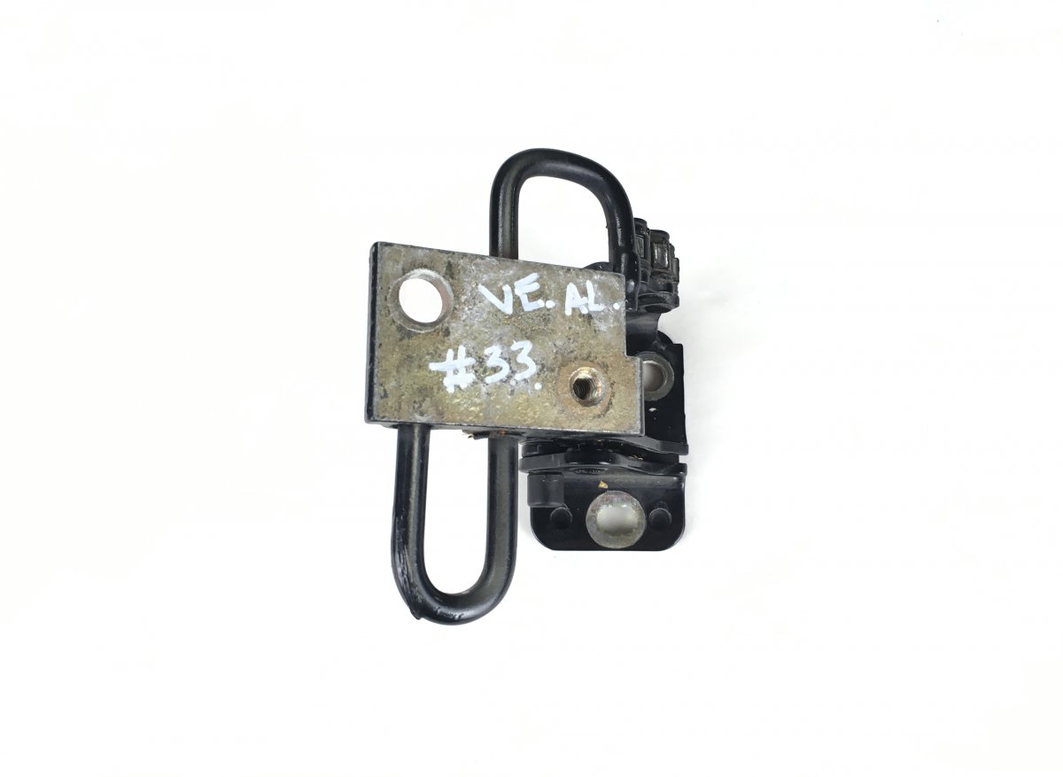 Audi A4 (B6) Door Hinge Front Lower left Door Hinge Front Lower left — AUDI A4 (B7) (200...