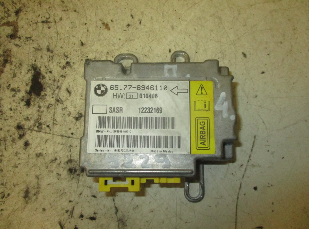 BMW 7 (E65 / E66 / E67 / E68) Airbag Control Unit Airbag control unit — BMW 7 (E65, E66) (2001-20...