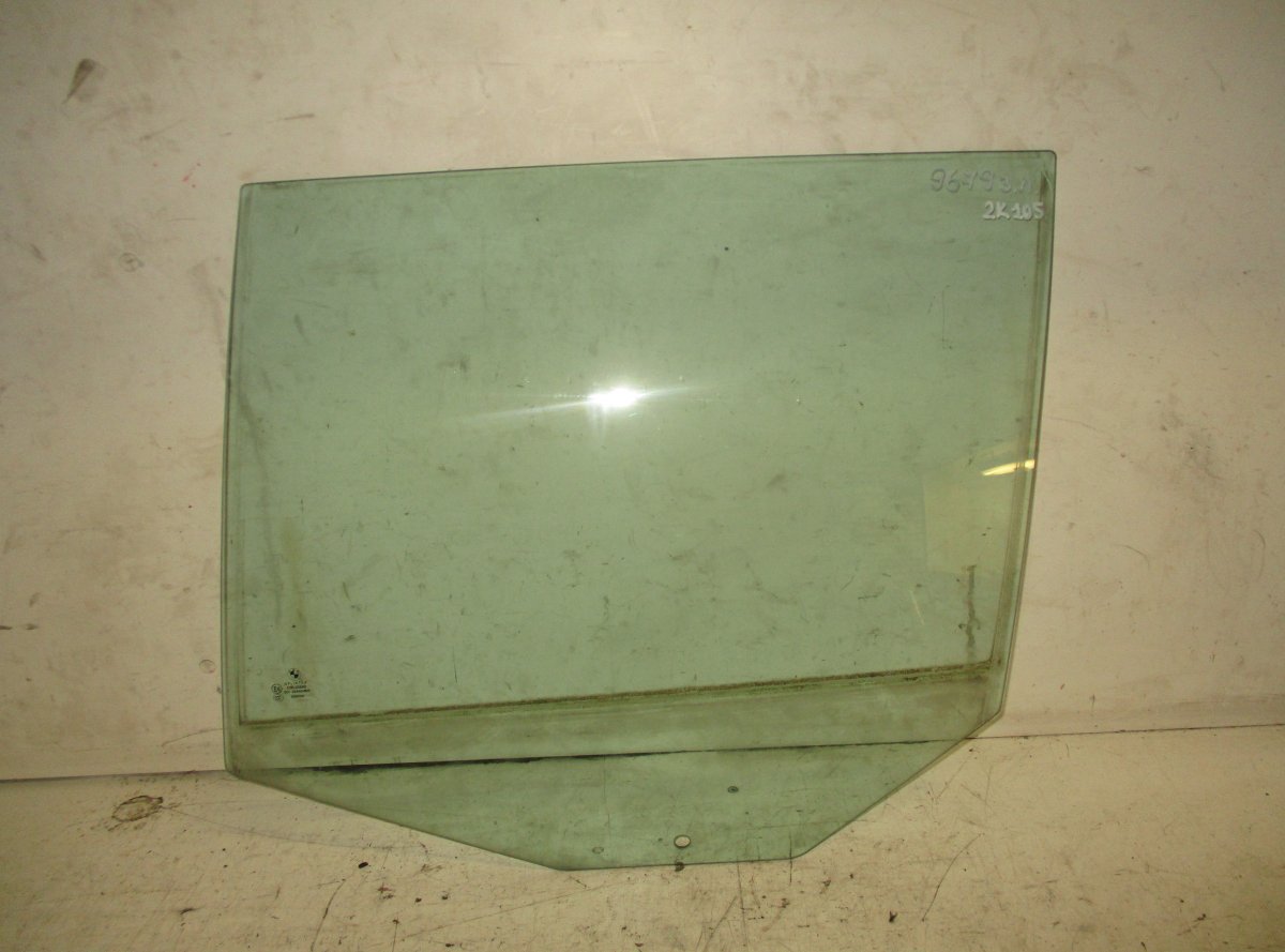 BMW 5 (E39) Door window glass rear left