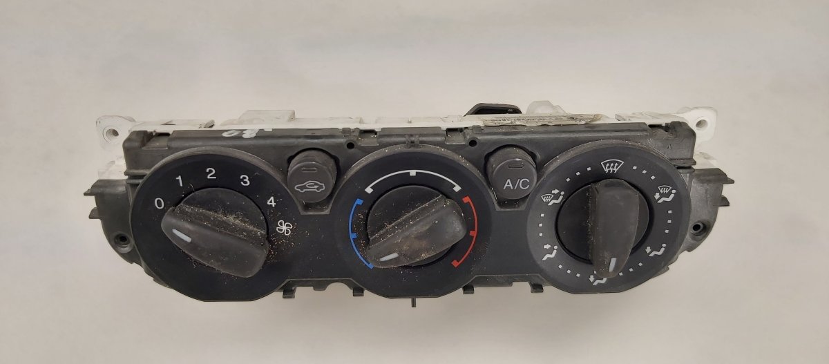 Ford Mondeo Heater control panel FORD MONDEO Mk IV (BA7) (2007-2014) Heater cont...