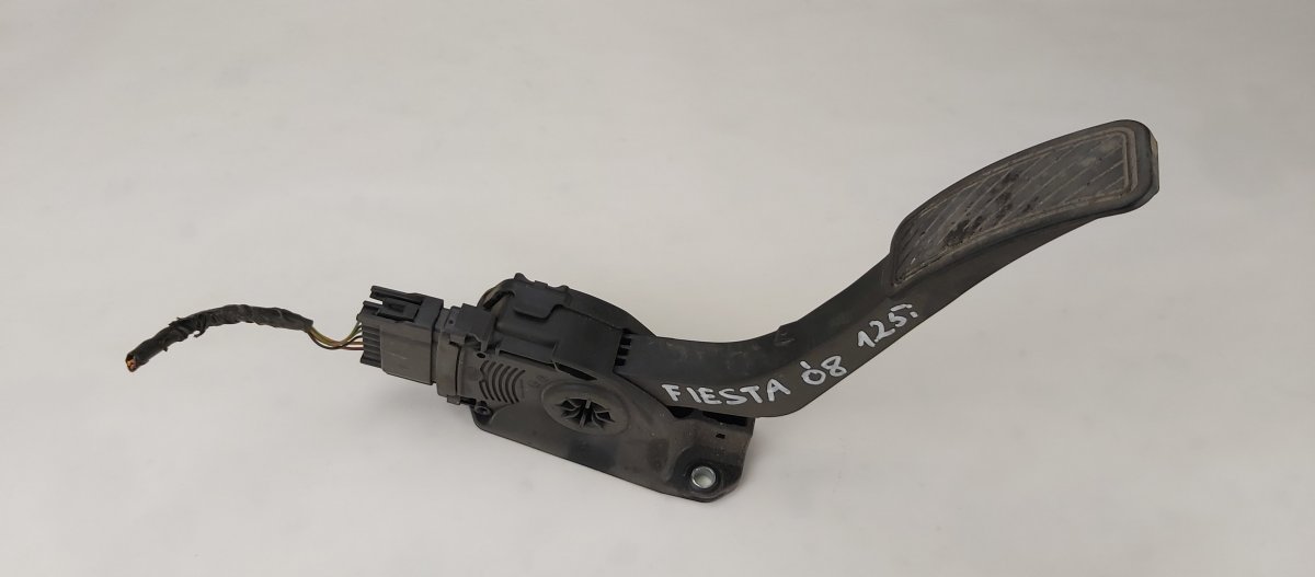 Ford Fiesta Accelerator Pedal FORD FIESTA V (2001-2008) Accelerator Pedal 8V2...