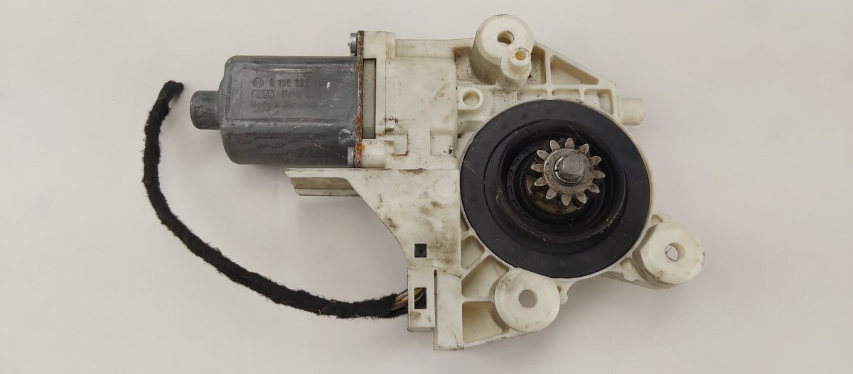 Ford Focus Window Regulator Motor Front Right