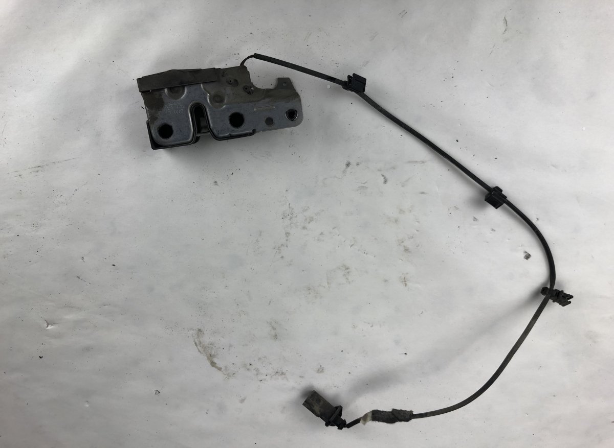 Volkswagen Passat (B7) Bonnet latch right VW PASSAT B6 (3C) (2005-2010) Bonnet latch righ...