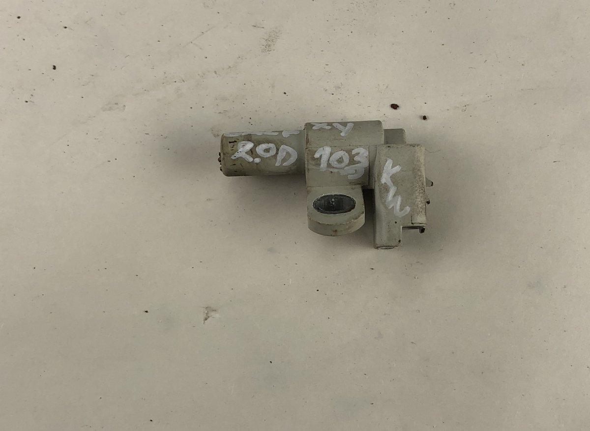Ford Galaxy oil pressure sensor Oil pressure sensor — FORD GALAXY II (WA6) (200...