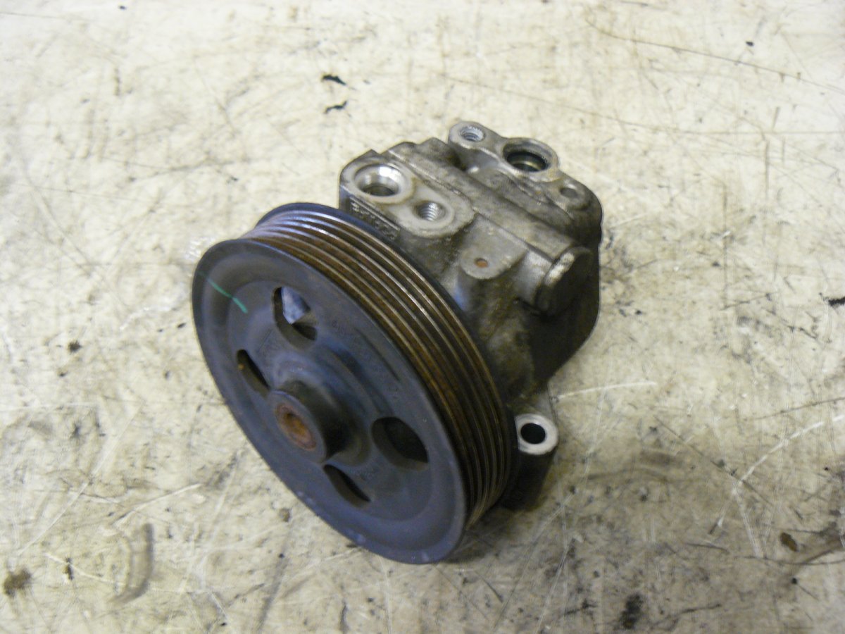 Ford Mondeo Power-steering pump Power-steering pump — FORD MONDEO Mk IV (BA7) (...