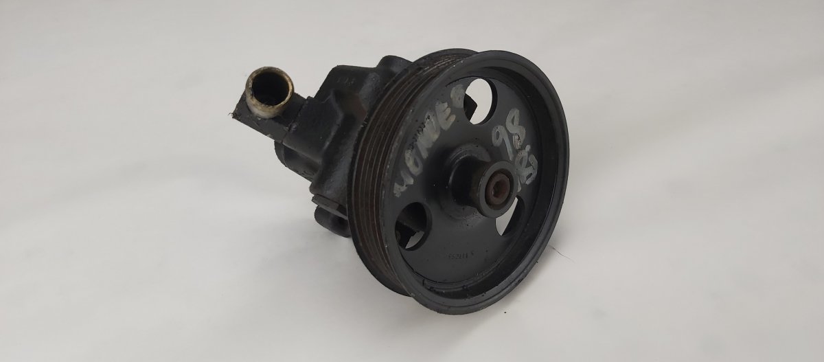 Ford Mondeo ohjaustehostimen pumppu FORD MONDEO Mk II (1996-2000) Power steering pu...
