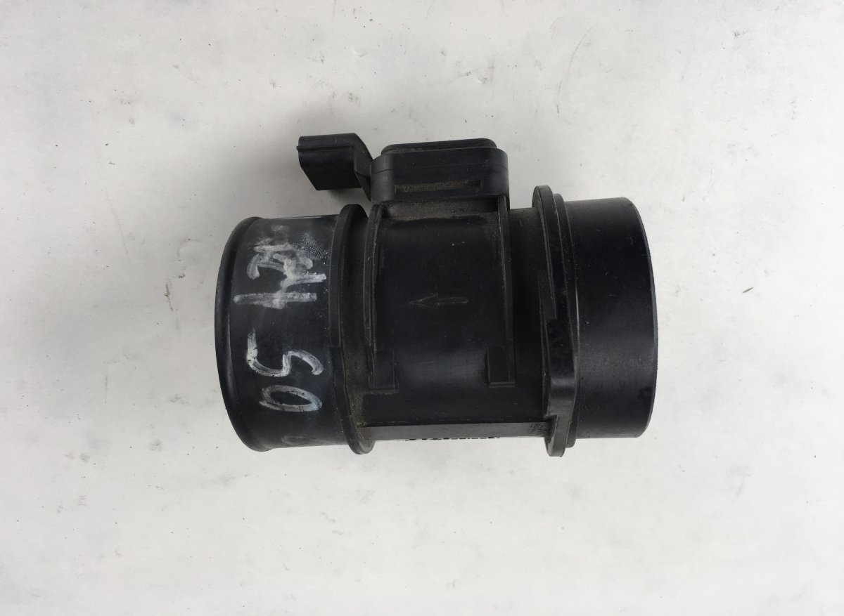 Renault Clio Mass Air-Flow Sensor RENAULT CLIO III / THALIA (2005-2012) Mass Air-...