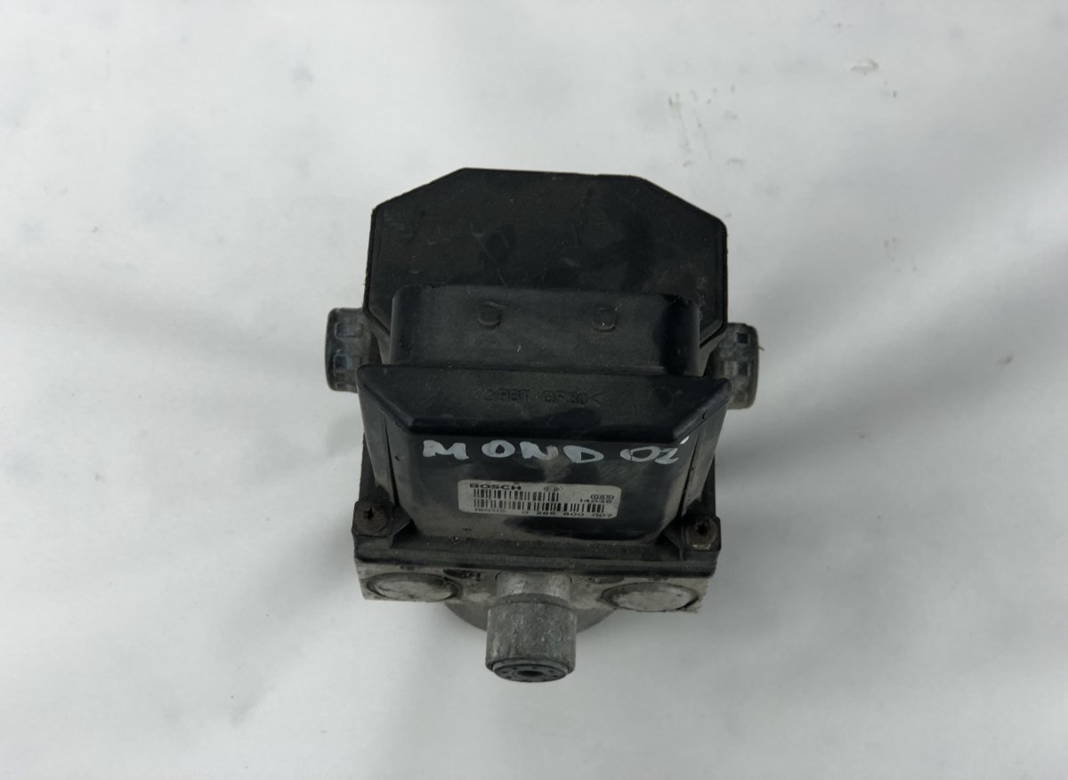 Ford Mondeo ABS hydraulic unit / pump FORD MONDEO Mk III (2000-2007) ABS hydraulic un...