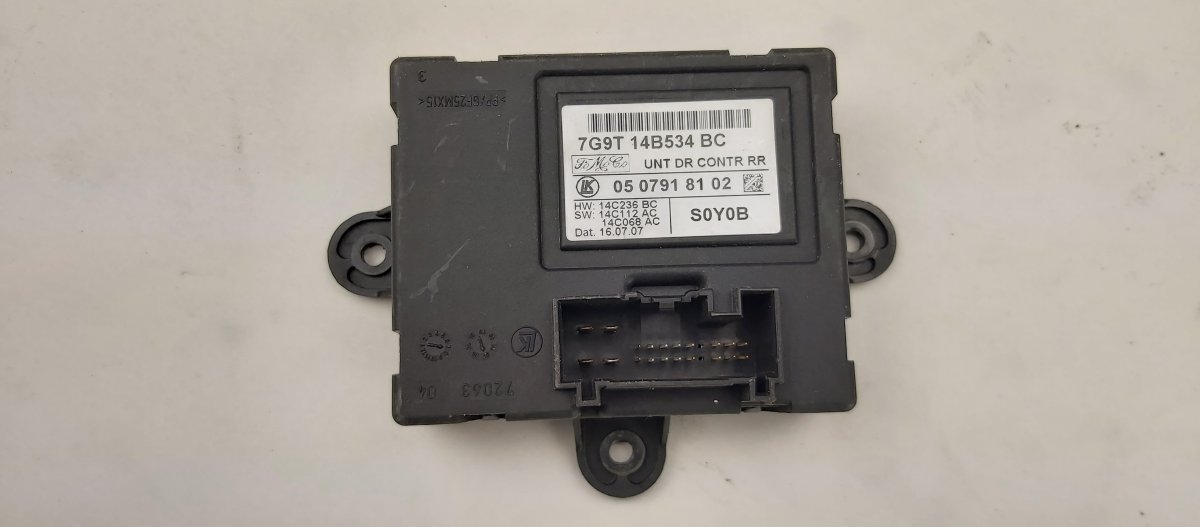 Ford Mondeo Door control unit rear right FORD MONDEO Mk IV (BA7) (2007-2014) Door contro...