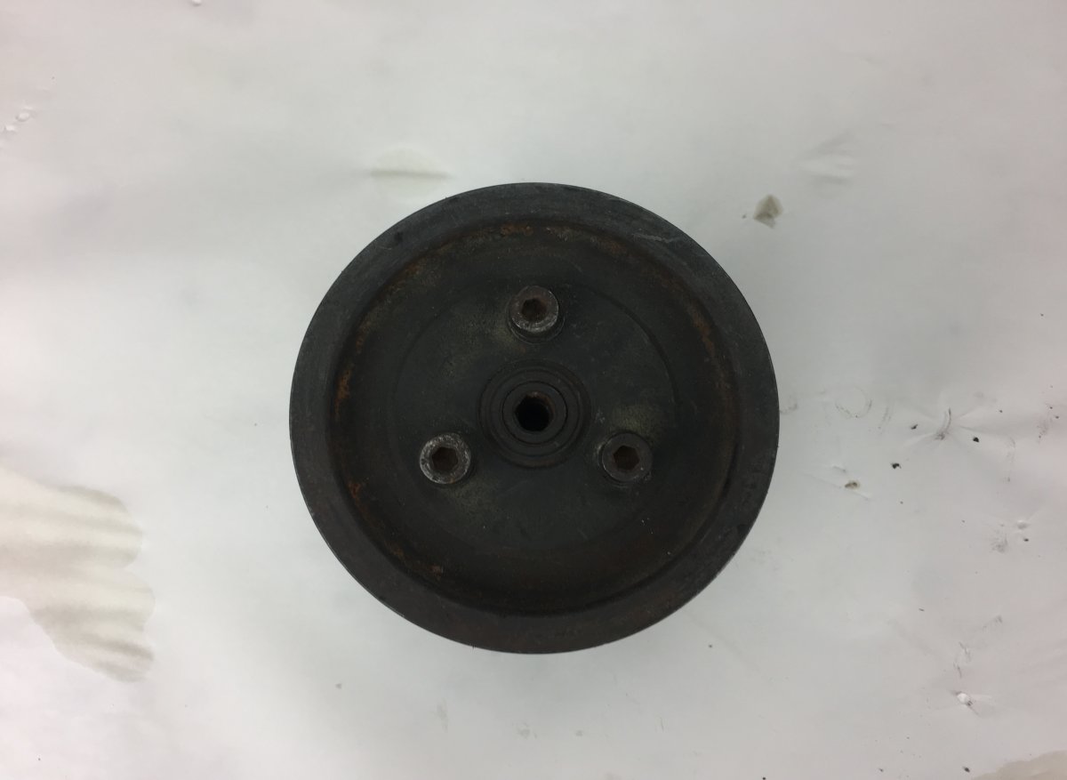 Ford Sierra ohjaustehostimen pumppu FORD SIERRA (1987-1993) Power steering pump 86G...
