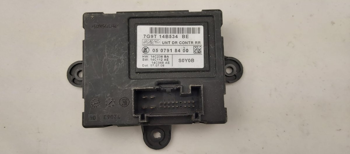 Ford Mondeo Door control unit rear right FORD MONDEO Mk IV (BA7) (2007-2014) Door contro...
