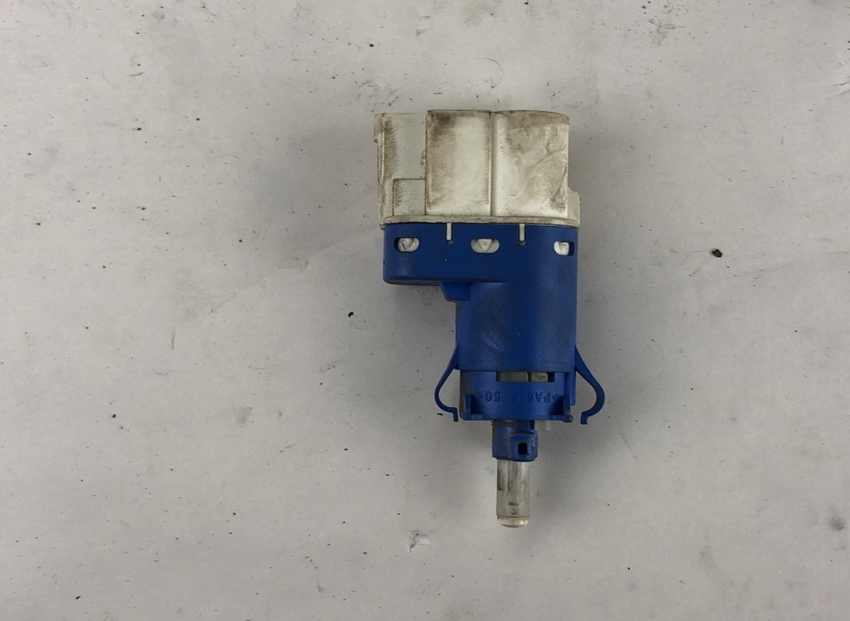 Ford Fiesta Brake pedal FORD FIESTA V (2001-2008) Brake pedal AA6T-9C87...