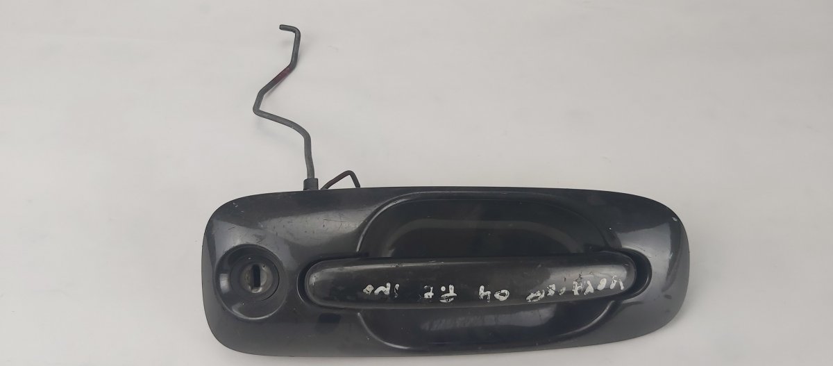Chrysler Voyager / Town & Country Door Handle Exterior Front Right CHRYSLER VOYAGER IV (RG, RS) (2000-2008) Door H...