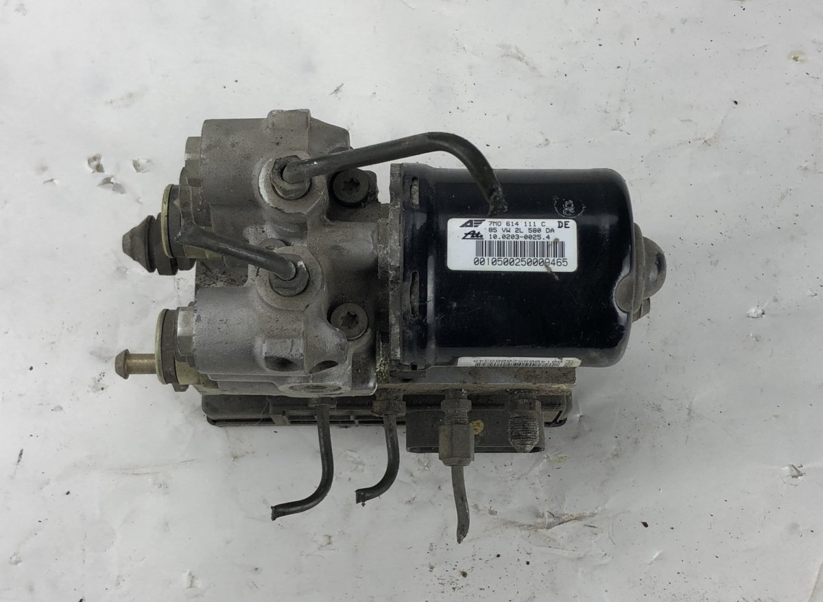 Ford Galaxy ABS hydraulic unit / pump ABS hydraulic unit / pump — FORD GALAXY I (WGR)...