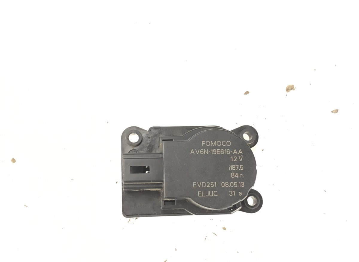 Ford Kuga Evaporator air flow flap control motor FORD KUGA II (DM2, TF) (2012-2019) Evaporator a...