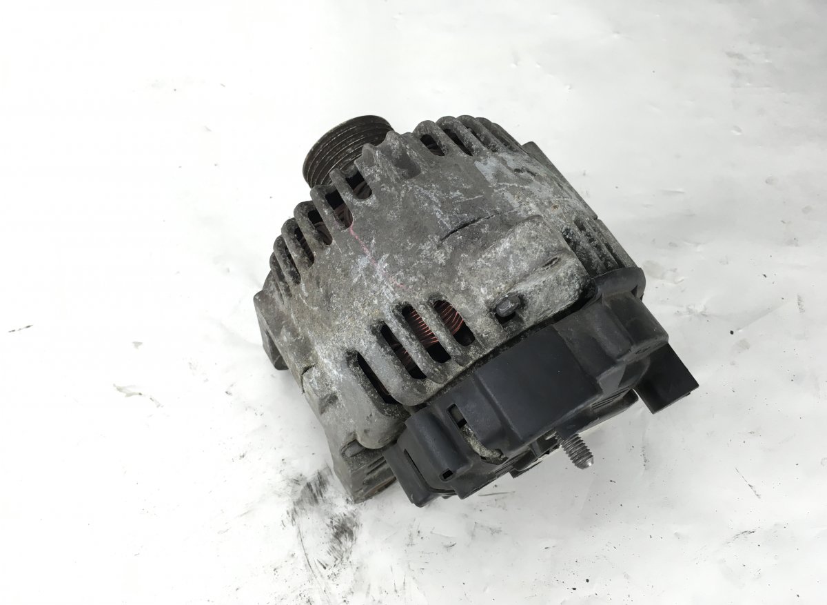 Renault Megane Alternator Alternator — RENAULT MEGANE II (2002-2008) — 82...
