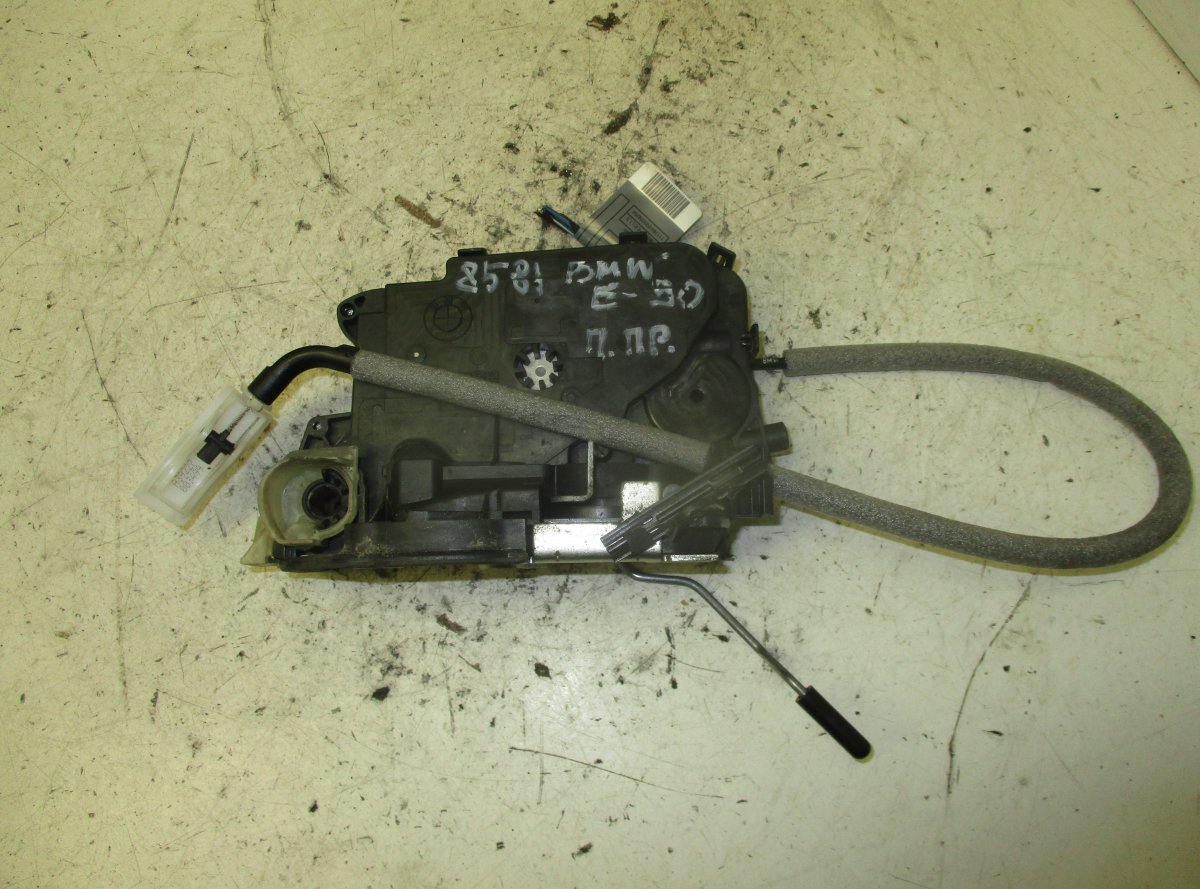 BMW 3 (E90 / E91 / E92 / E93) Door Lock Front Right