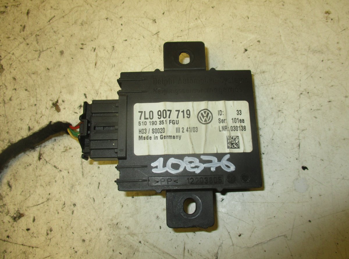 Volkswagen Touareg Anti theft alarm control unit VW TOUAREG I (7L) (2002-2010) Anti theft alarm ...