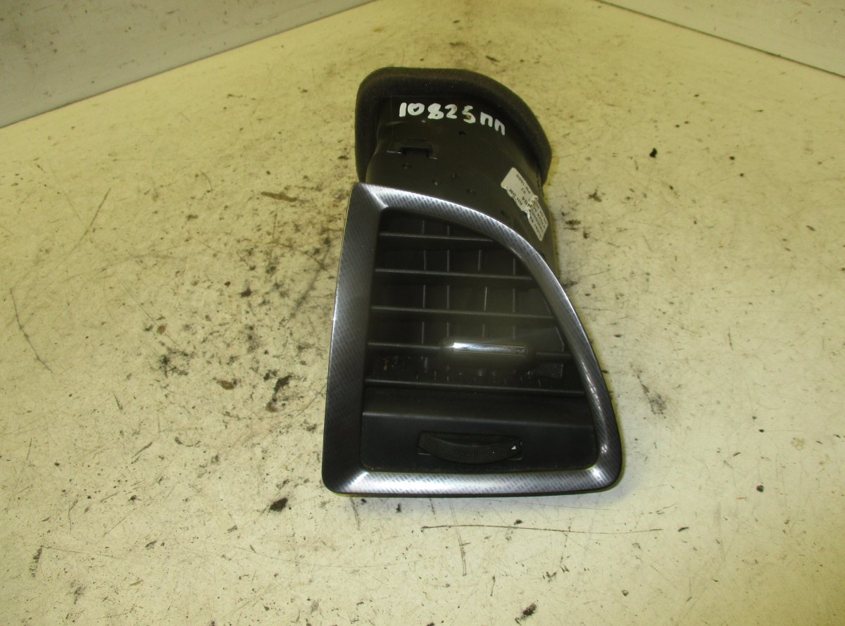 Opel Astra (H) Air Vent front right OPEL ASTRA J (P10) (2009-2015) Air Vent front r...