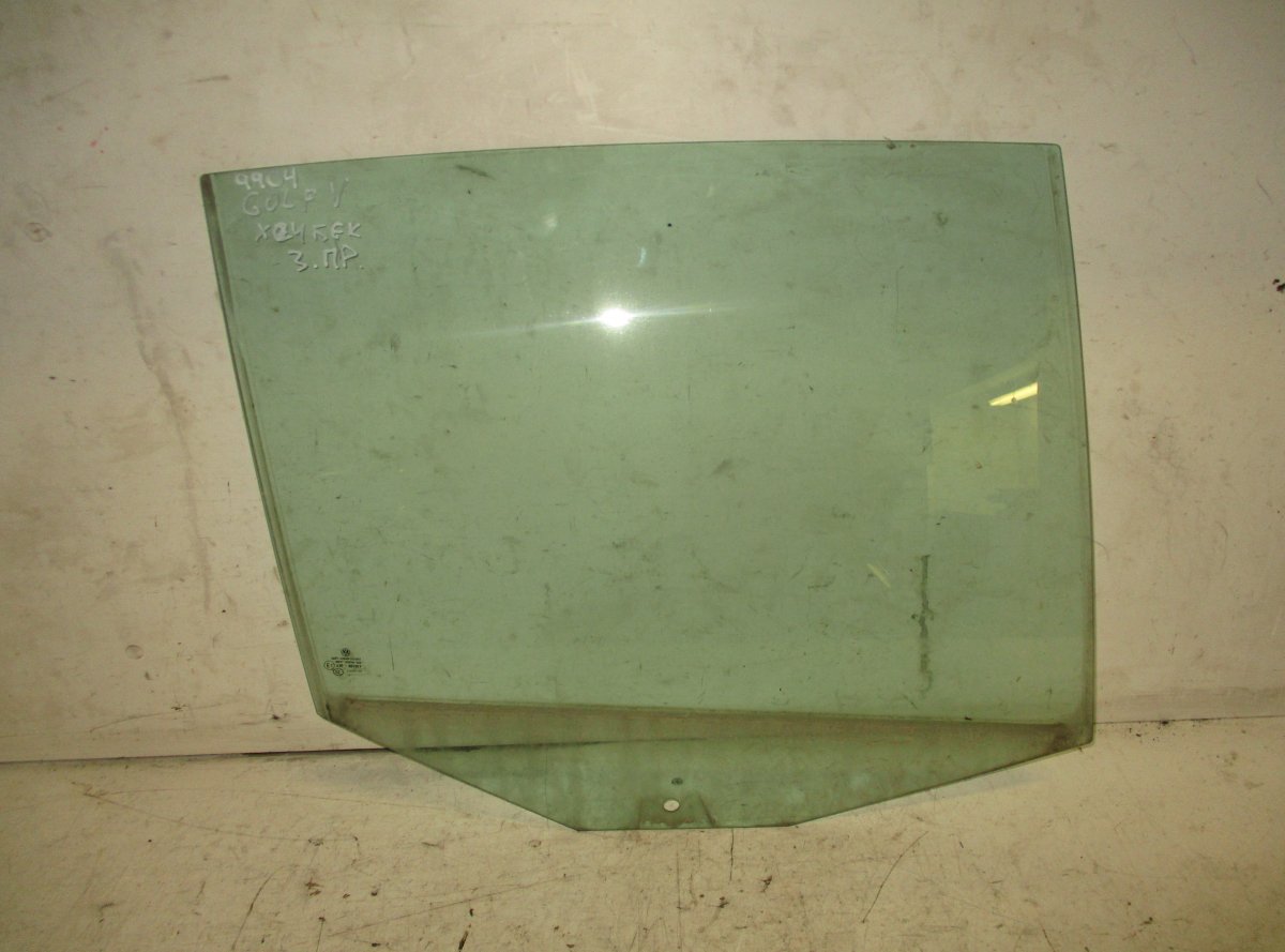 Volkswagen Golf 4 Door window glass rear right VW GOLF V (1K) (2003-2009) Door window glass re...