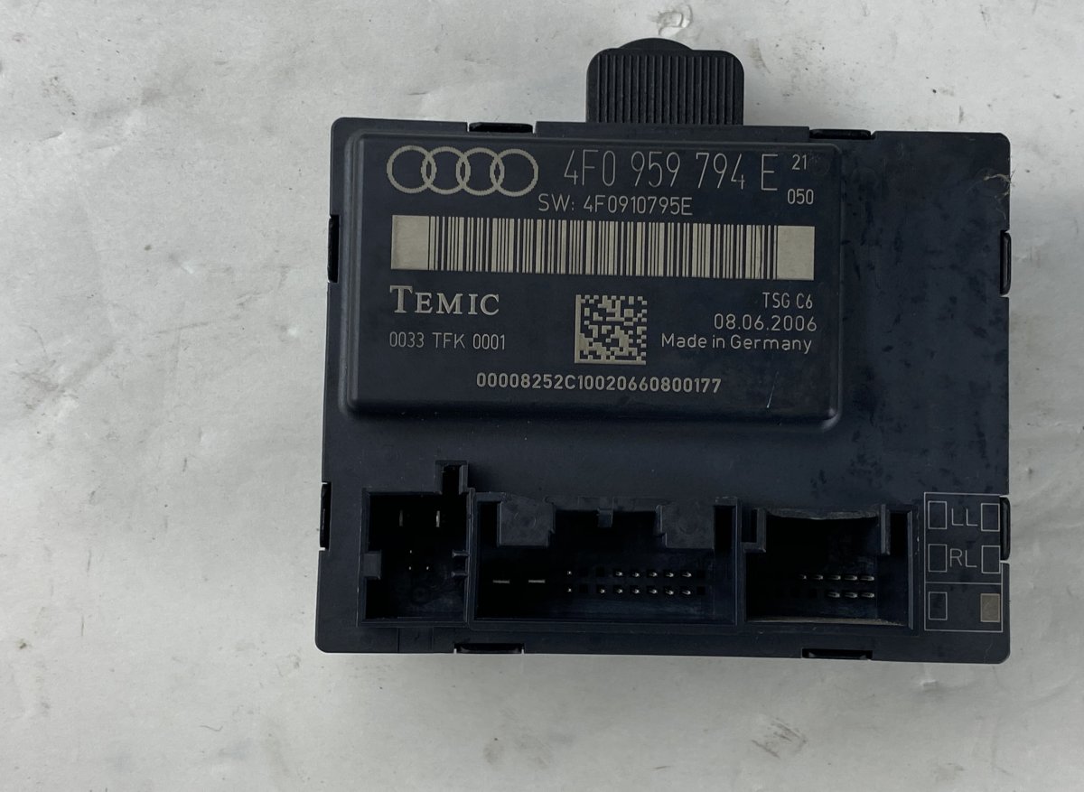 Audi A4 (B8) Door control unit rear left AUDI A4 / A4 ALLROAD (B8) (2007-2015) Door cont...