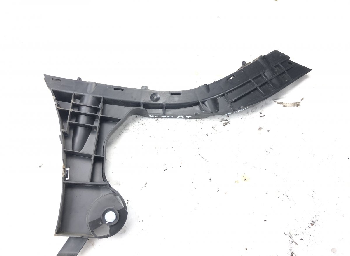 Volvo XC60 Rear bumper Carrier holder on fender right VOLVO XC60 I (2009-2017) Rear bumper Carrier ho...