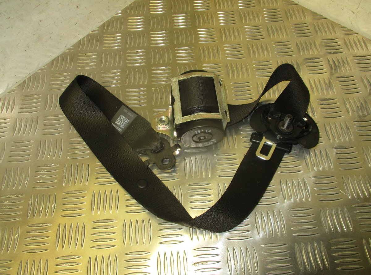 BMW 5 (F10 / F11) Seat Belt Front Right BMW 5 (F10, F11) (2010-2017) Seat Belt Front Ri...