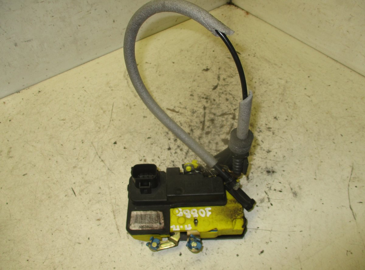 Volvo XC90 Door Lock Front Right VOLVO XC90 I (2002-2014) Door Lock Front Right ...