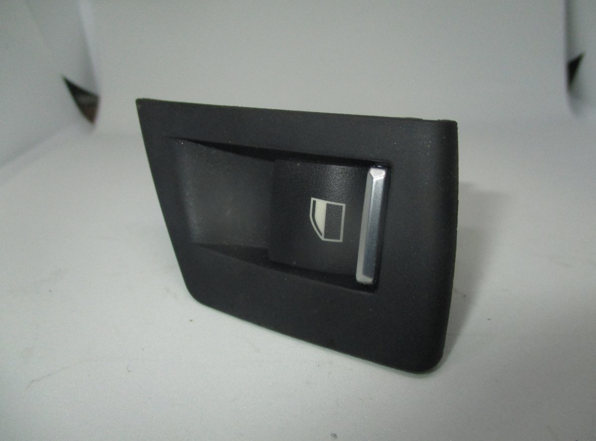 BMW 5 (F10 / F11) Switch For Electric Windows Rear Left BMW 5 (F10, F11) (2010-2017) Switch For Electri...