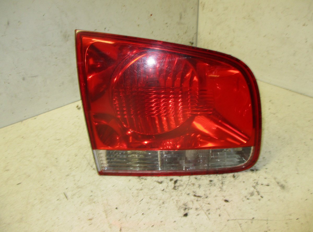 Volkswagen Touareg Inner tail light, left VW TOUAREG I (7L) (2002-2010) Inner tail light,...