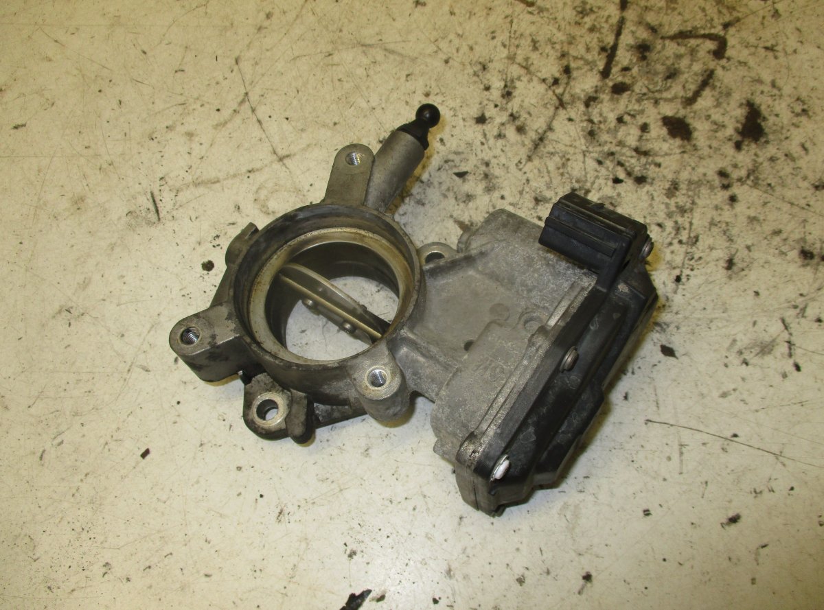 Opel Astra (H) Throttle body OPEL ASTRA J (P10) (2009-2015) Throttle body 55...