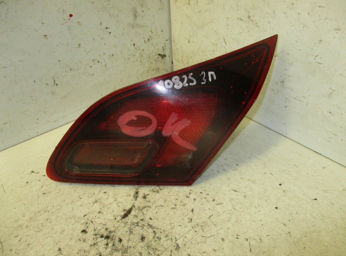 Opel Astra (H) Inner tail light, right OPEL ASTRA J (P10) (2009-2015) Inner tail light...