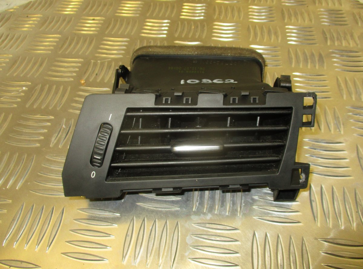 BMW 5 (E60 / E61) Air Vent front right