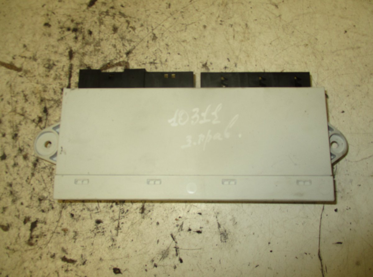 BMW 7 (E65 / E66 / E67 / E68) Door control unit rear right