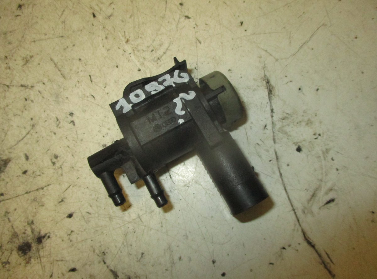 Volkswagen Touareg Engine Solenoid Valve
