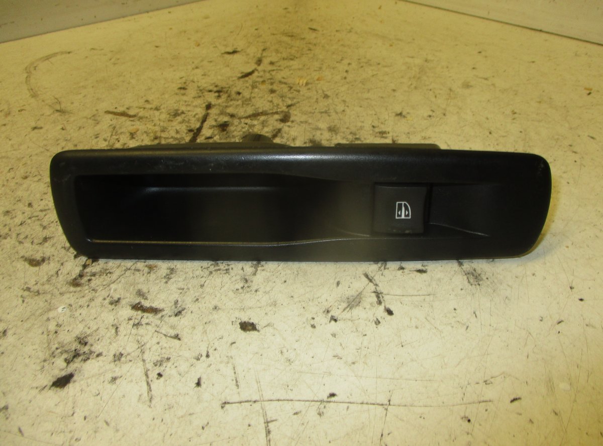 Renault Scenic Switch For Electric Windows Rear Right RENAULT SCENIC III (JZ0) (2009-2016) Switch For...