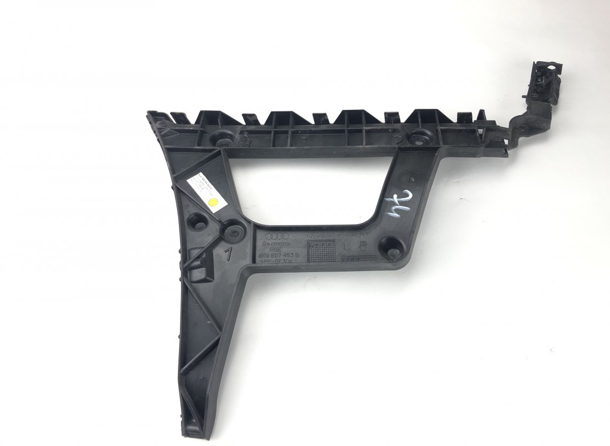 Audi A4 (B8) Rear bumper Carrier holder on fender left Rear bumper Carrier holder on fender left — AUD...