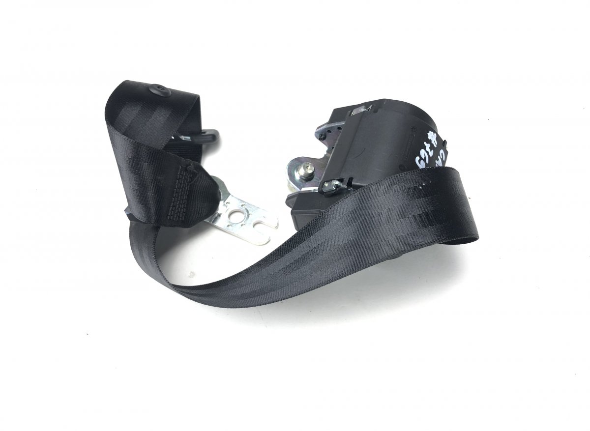 Audi A4 (B8) Seat belt — rear left Seat belt — rear left — AUDI A4 / A4 ALLROAD (B...