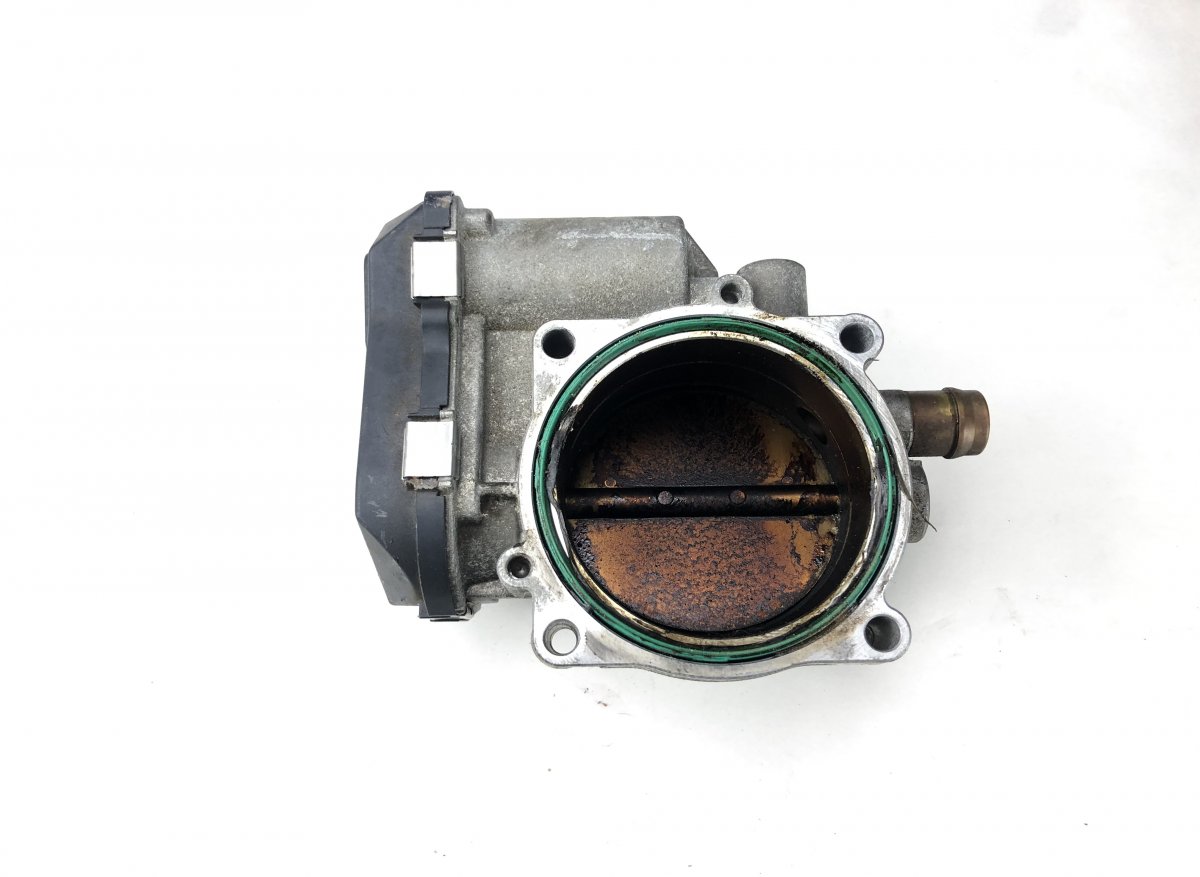 BMW 7 (F01 / F02 / F03 / F04) Throttle body BMW 7 (F01, F02) (2008-2016) Throttle body 7556...