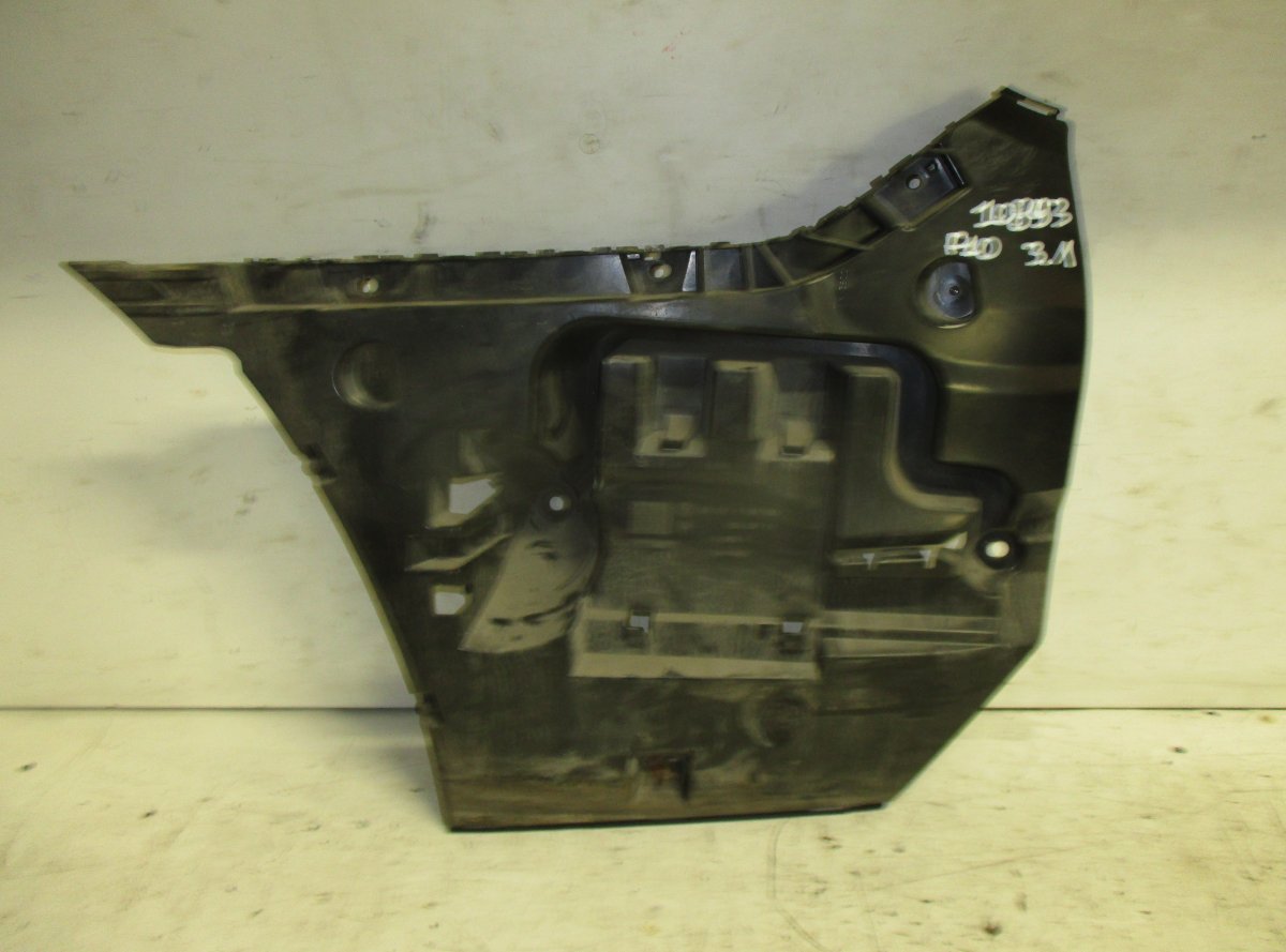 BMW 5 (F10 / F11) Rear bumper Carrier holder on fender left