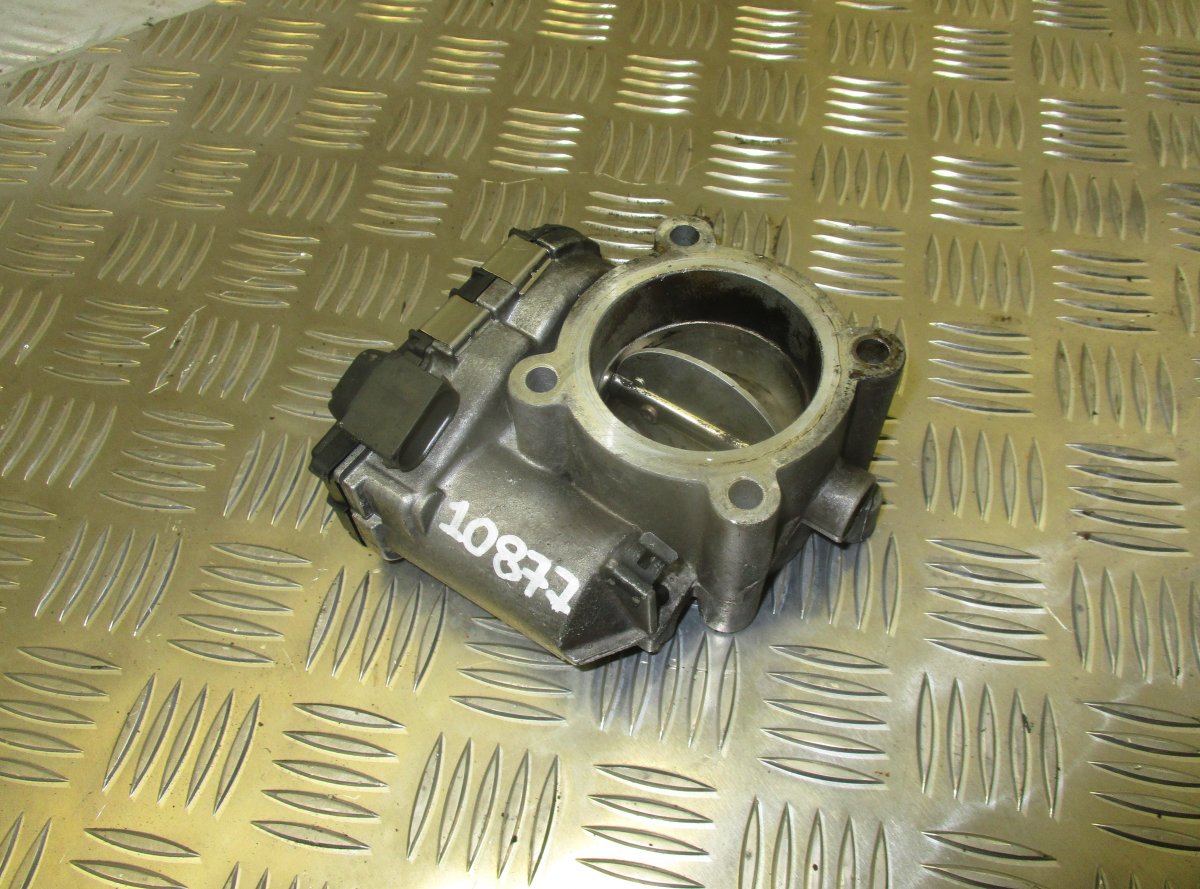 Mercedes-Benz CLS (C219) Throttle body Throttle body — MERCEDES-BENZ CLS (C219) (2004-...